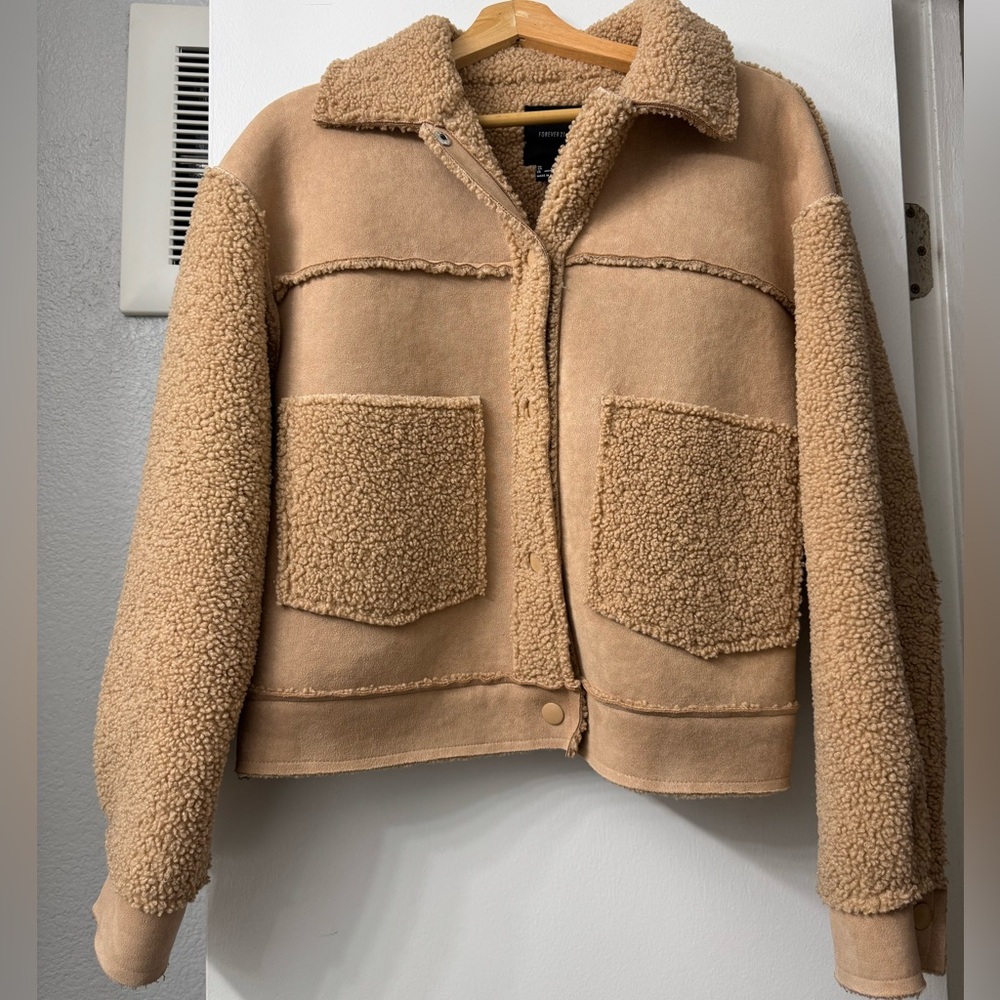 Mixed Sherpa Jacket 
Size: Small